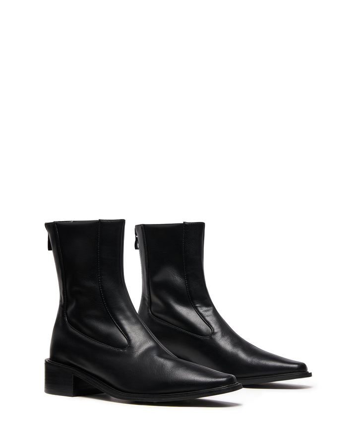 Barn Ankle Boot Black