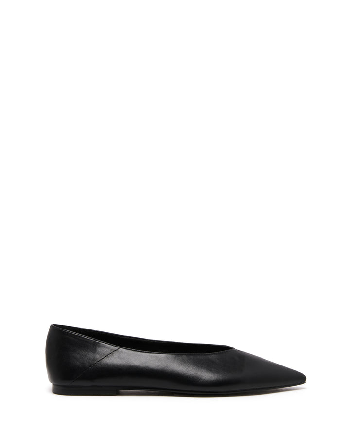 Clara Pointed Flat Black