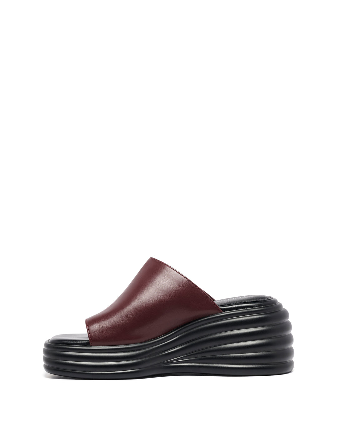 Finale Wedge Sandal Bordeaux