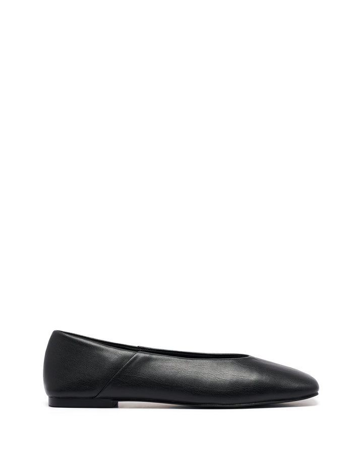 Gaia Ballet Flat Black