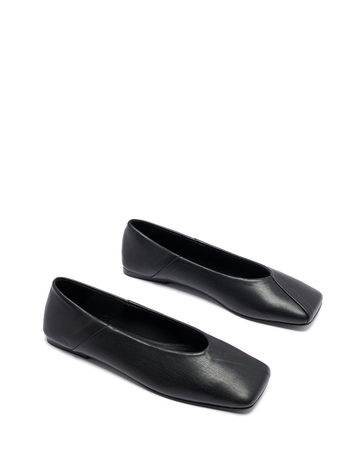 Gaia Ballet Flat Black