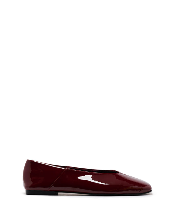 Gaia Ballet Flat Bordeaux Patent