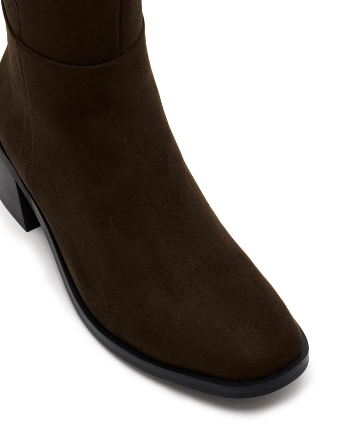 Neva Tall Boot Chocolate Suede