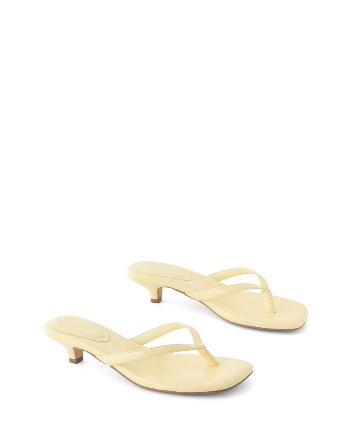 Heatwave Thong Heel Butter Crinkled Patent