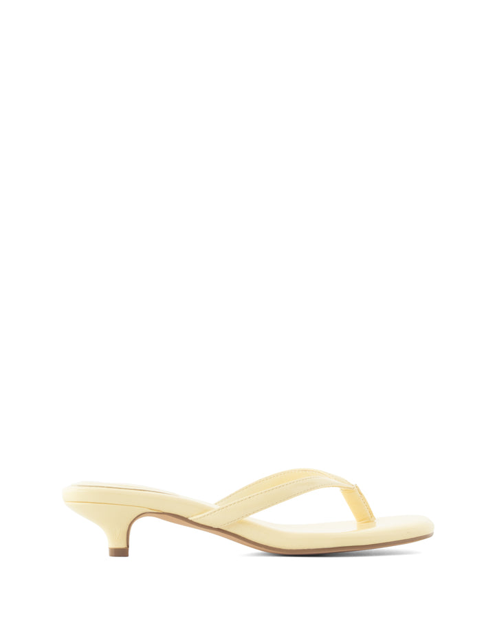 Heatwave Thong Heel Butter Crinkled Patent