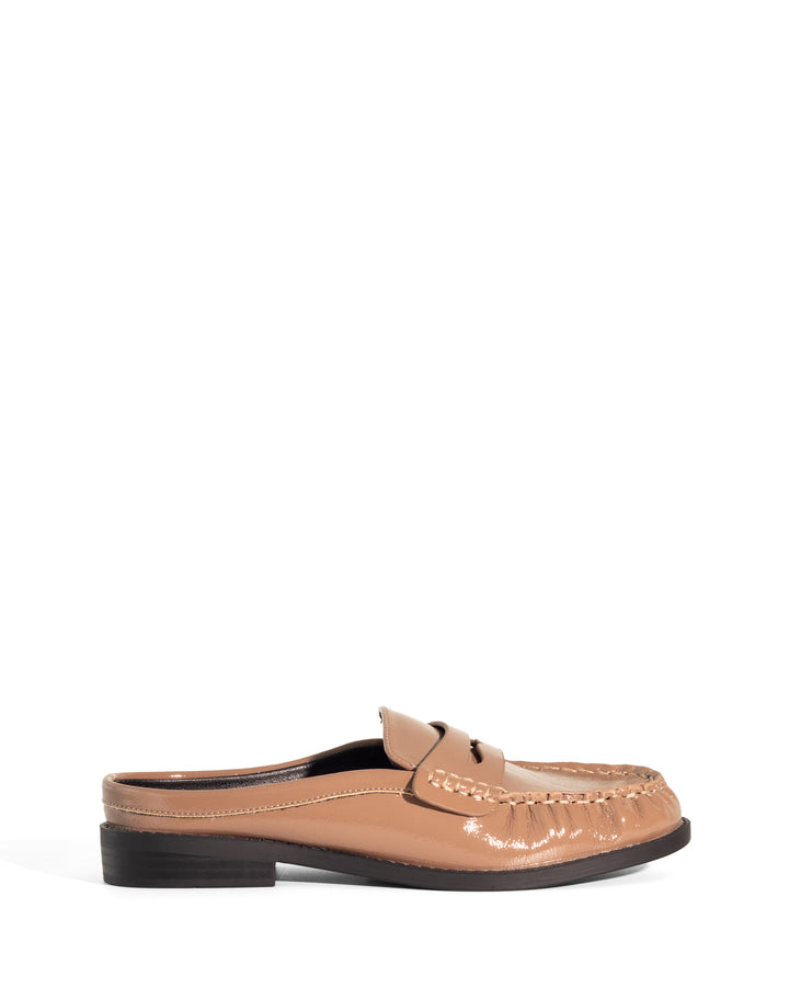 Atticus Loafer Mule Mocha Crinkled Patent