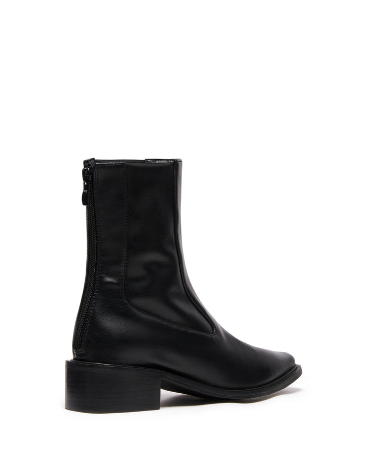 Barn Ankle Boot Black
