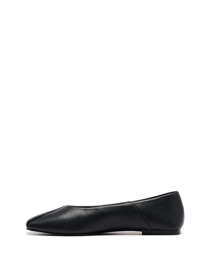 Gaia Ballet Flat Black