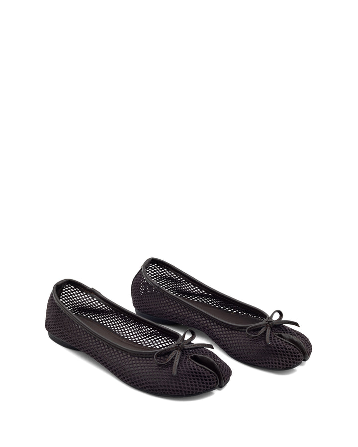 Haiku Tabi Ballet Flat Chocolate Mesh