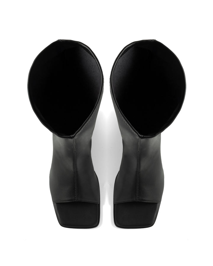 Hint Wedge Boot Black
