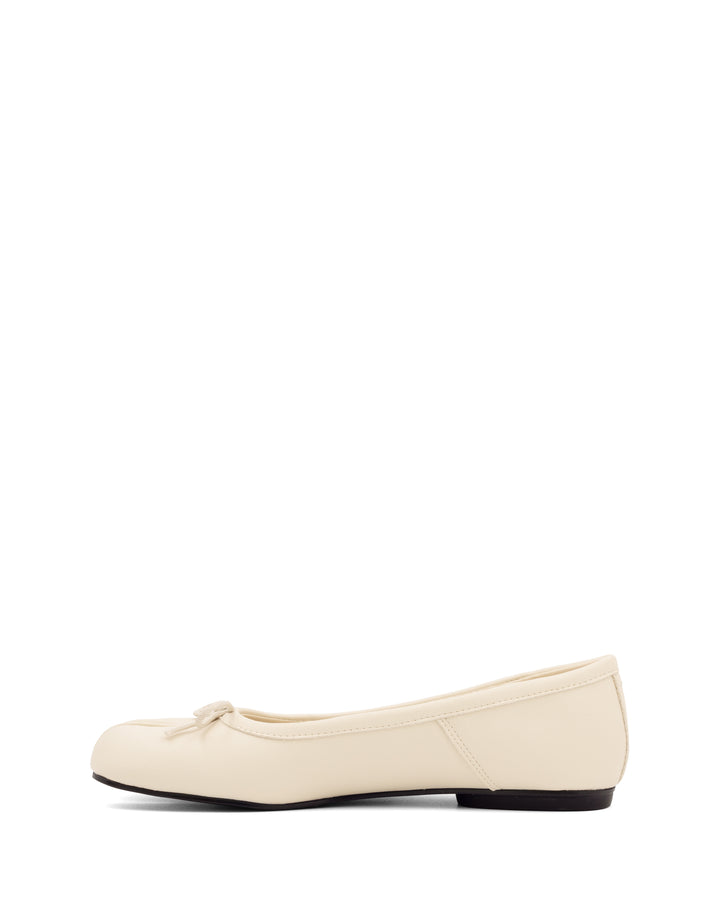 Hoshi Ballet Flat Ivory *PRE ORDER DUE FOR DISPATCH 15-30 JUNE*
