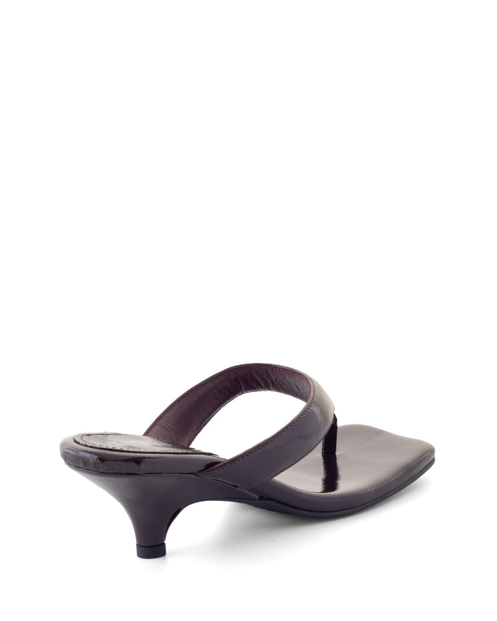 North Thong Heel Port Crinkled Patent