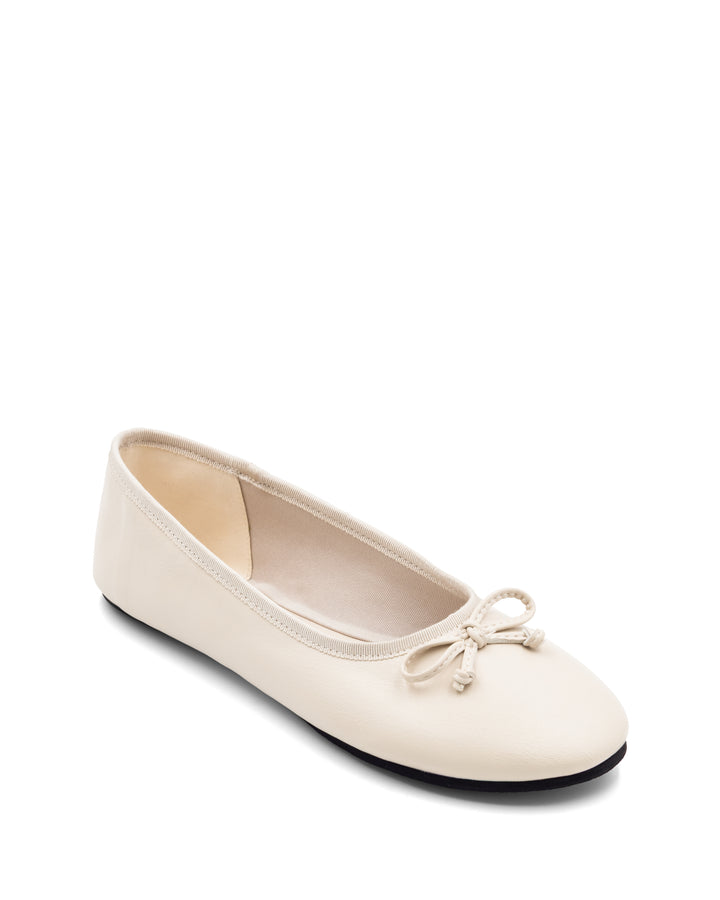 Oracle Ballet Flat Off White