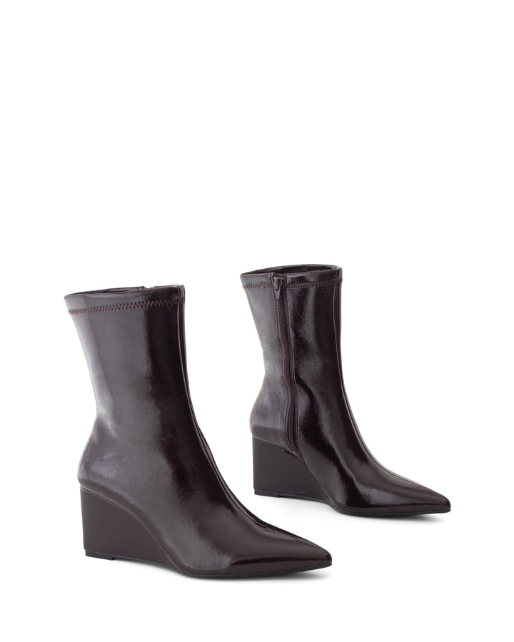 Saviour Wedge Boot Port Crinkled Patent