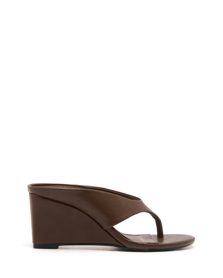Sera Wedge Thong Chocolate
