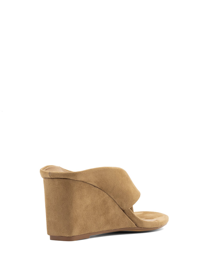 Sera Wedge Thong Wheat Microsuede