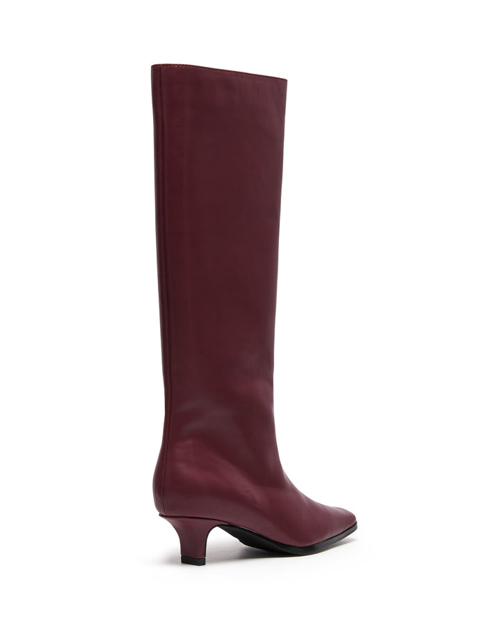 Spicy Tall Boot Bordeaux