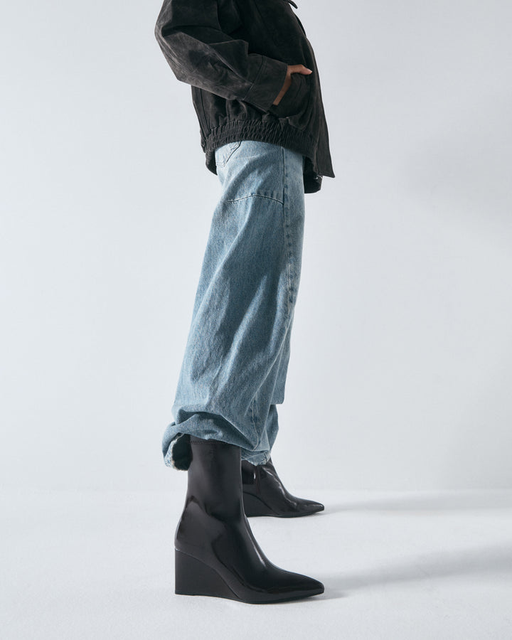 Saviour Wedge Boot Port Crinkled Patent
