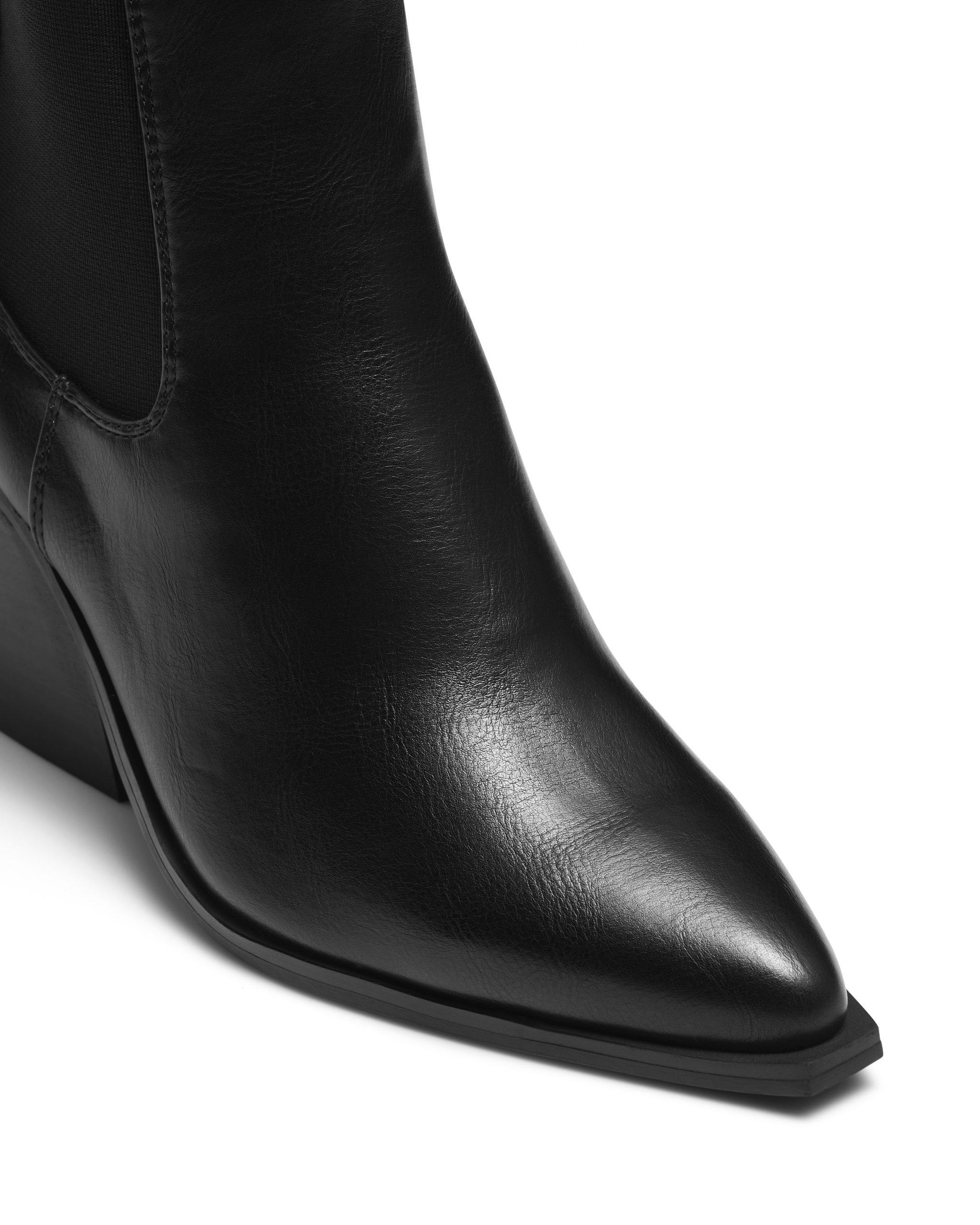 Josette Black - Therapy Shoes