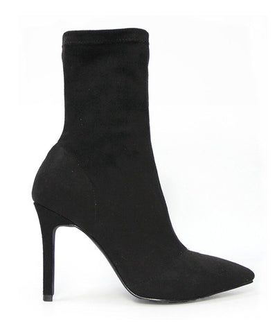 Miranda Black - Therapy Shoes